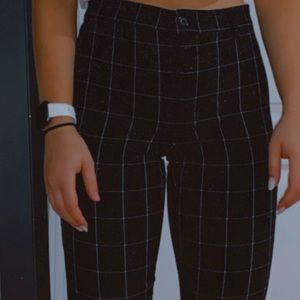 Pattern pants